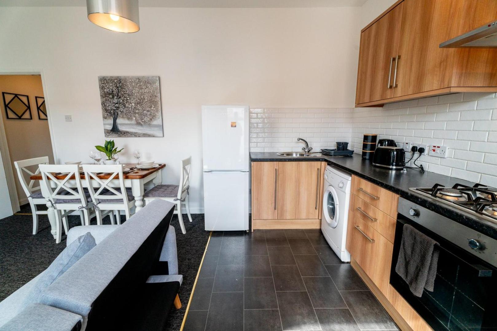 Cozy Urban | Retreat Modern 1br | Free Parking Apartament Bristol