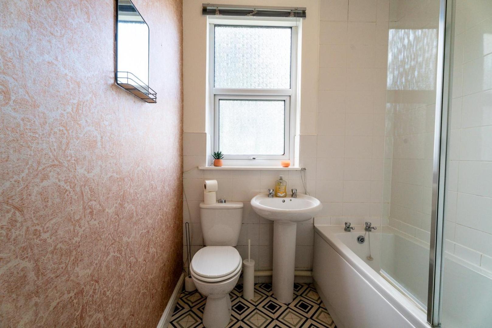 Apartament Cozy Urban | Retreat Modern 1br | Free Parking *